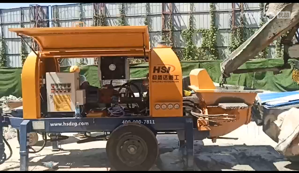 嫩江混凝土地泵打混凝土 拖泵输送过程 和盛达重工